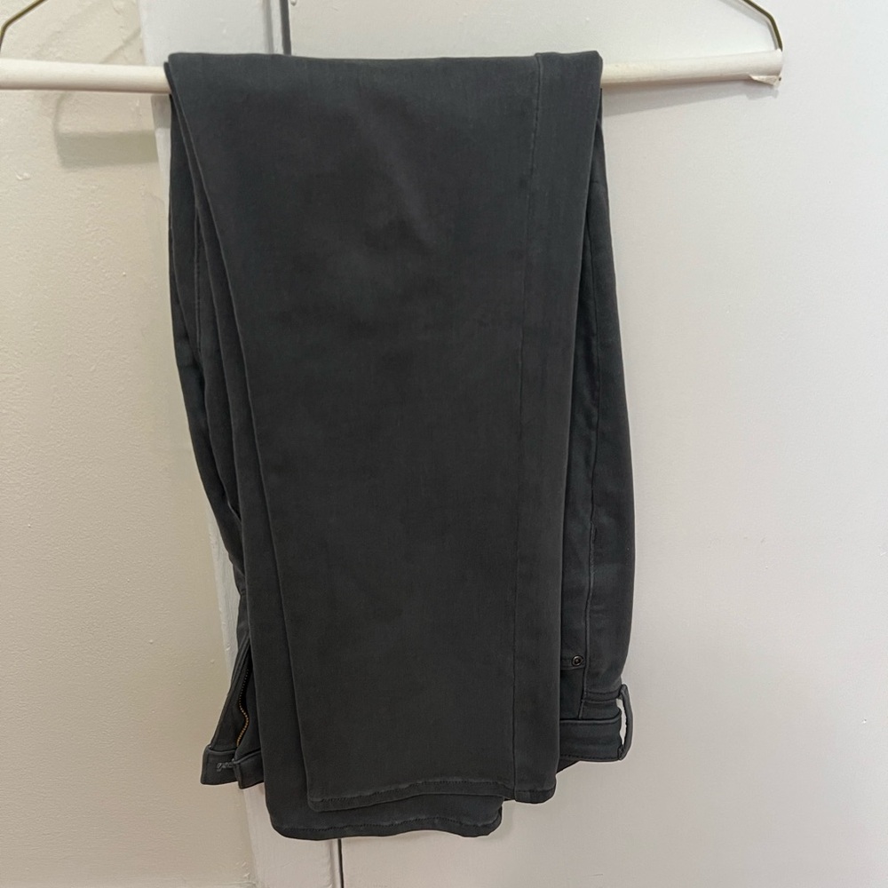 NYDJ Grey Straight Jeans Classic Style